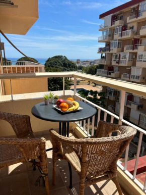 Cozy Apartment - Terrace and Pools